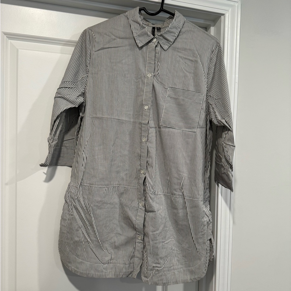Women’s Heart Soul Button Down Vertical Stripe Blouse! Size XL!!